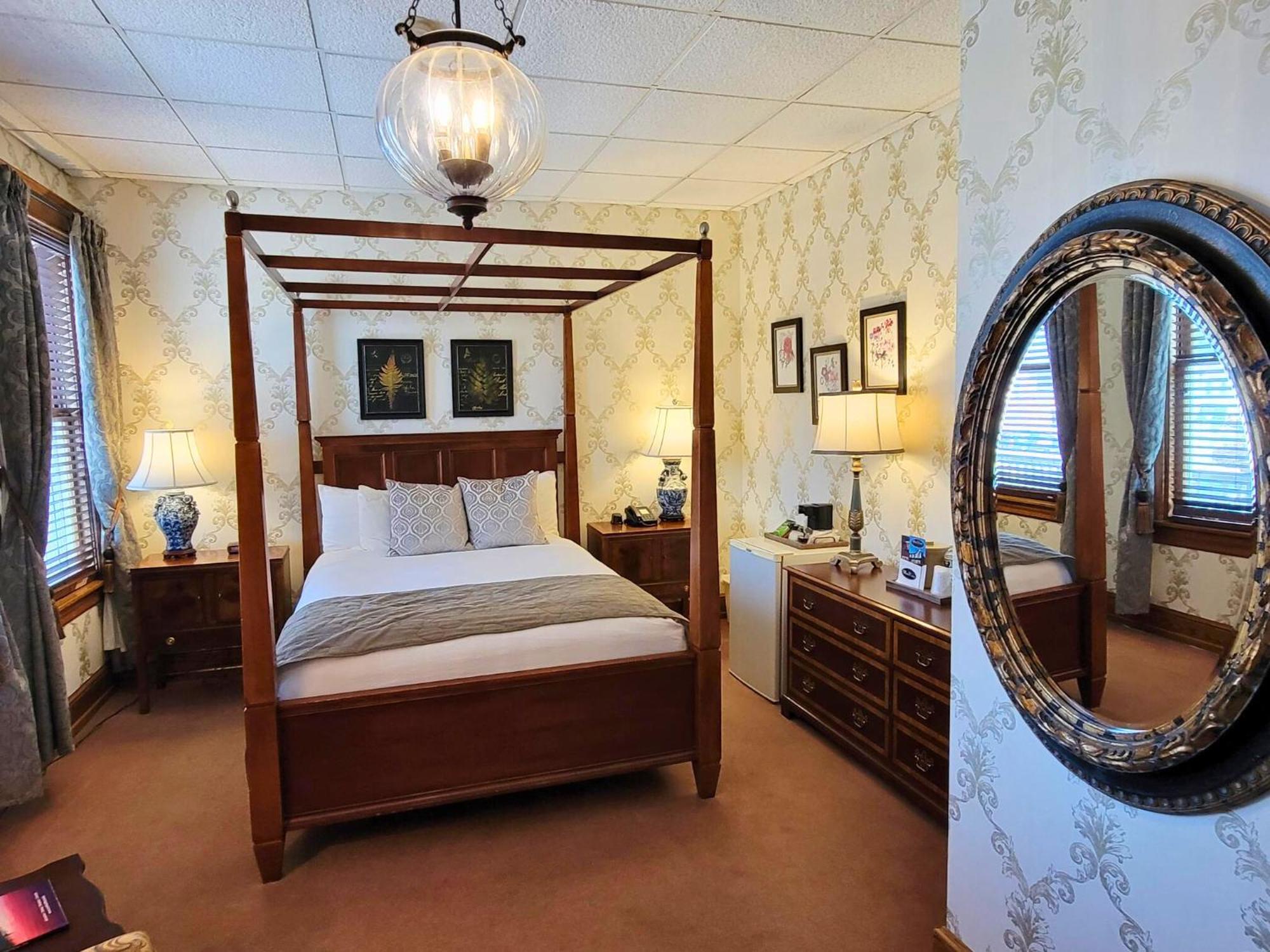 Altland House Inn & Suites Abbottstown Dış mekan fotoğraf