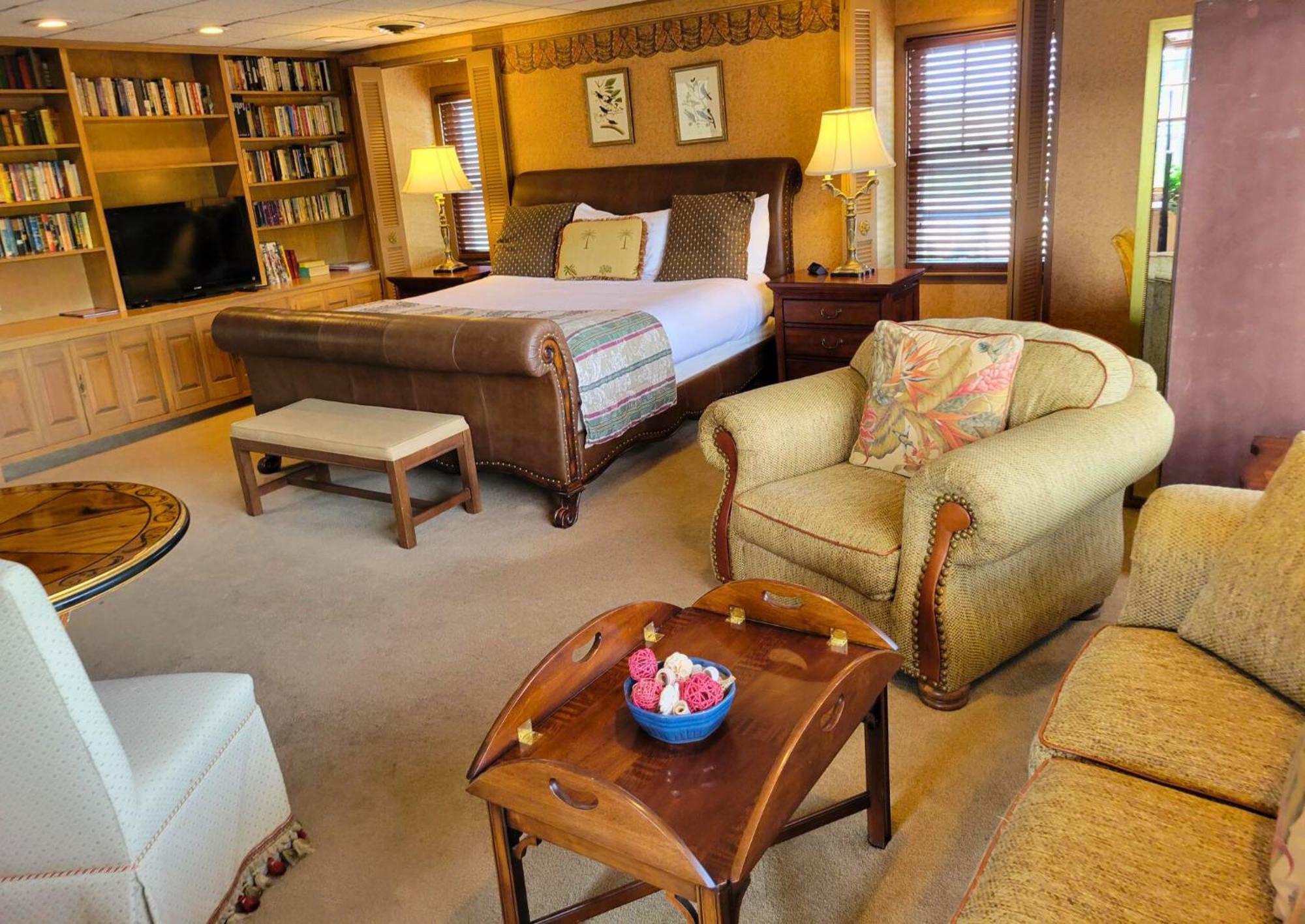 Altland House Inn & Suites Abbottstown Dış mekan fotoğraf