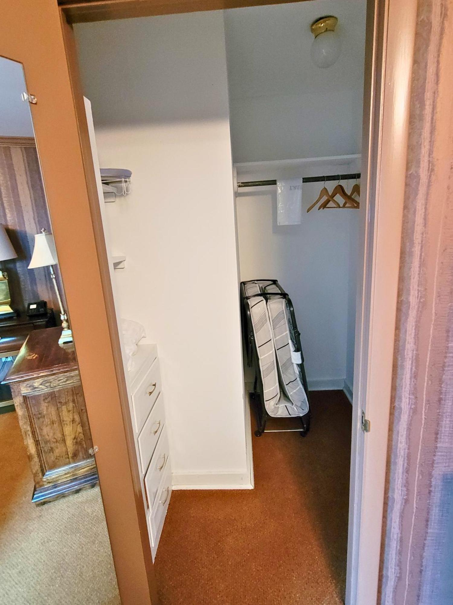 Altland House Inn & Suites Abbottstown Dış mekan fotoğraf